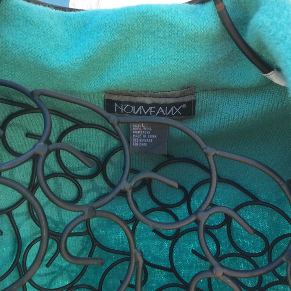 Wool sweater - Picture 3 of 6